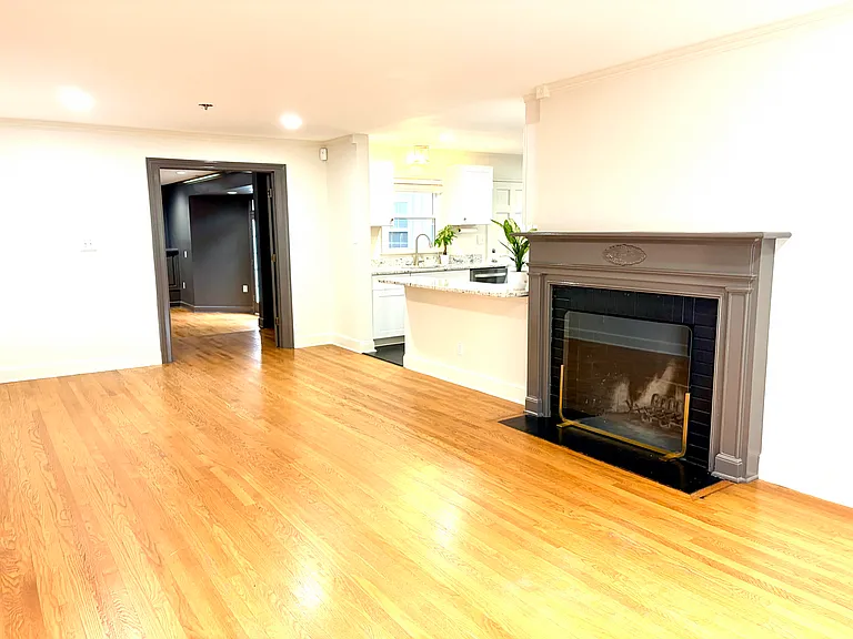 1207 Briarcliff Rd — Photo 5