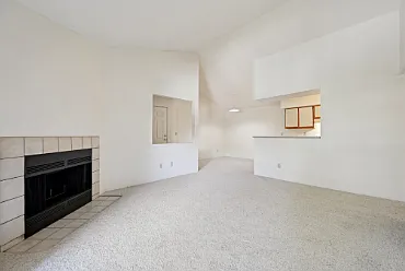 Hunter's Run Apartments — Photo 64
