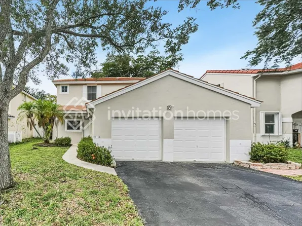19150 NW 19th St, Hollywood, FL 33029