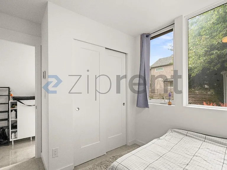 9043 Mary Ave NW #B — Photo 4