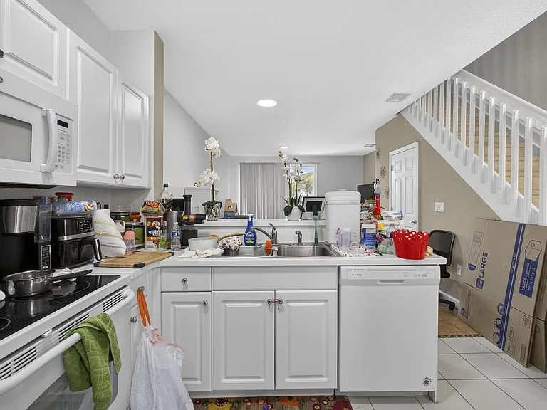 4147 Napoli Lake Dr — Photo 12
