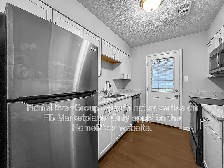 5910 Garden Walk E — Photo 9