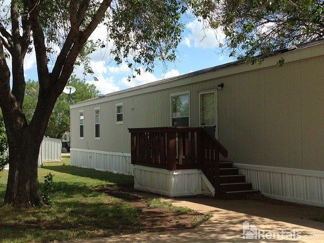 1st image of 2916 Crestway Dr