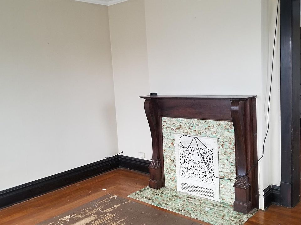 1st image of 1116 Columbus Ave APT 1