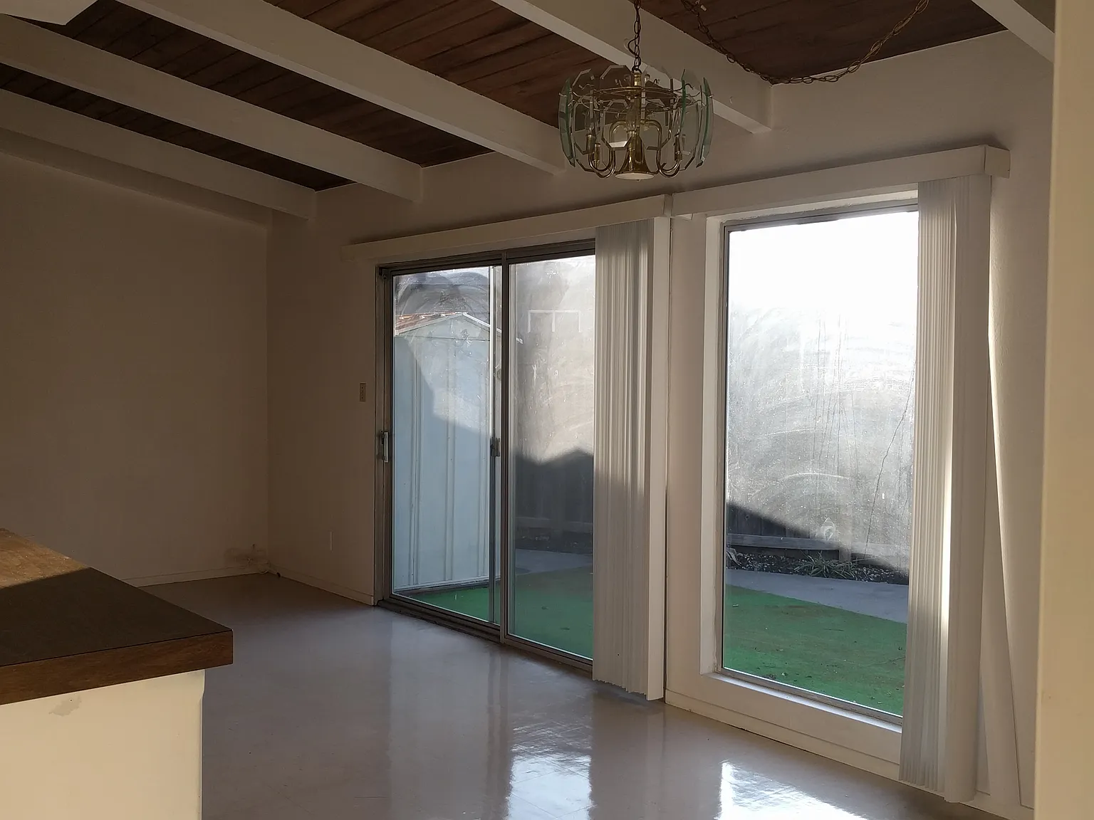2 bed, 1.5 bath, 1097 sqft, $1,850 — Photo 3