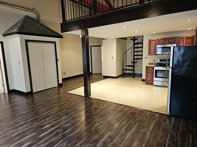 255 Schuyler Ave #327 — Photo 15