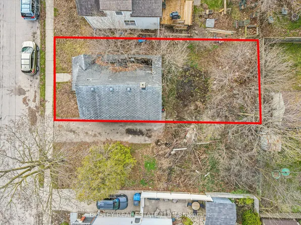 39 Menzie Ave, Guelph, ON N1E 5X8