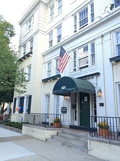 1st image of 421 N Boulevard APT 11