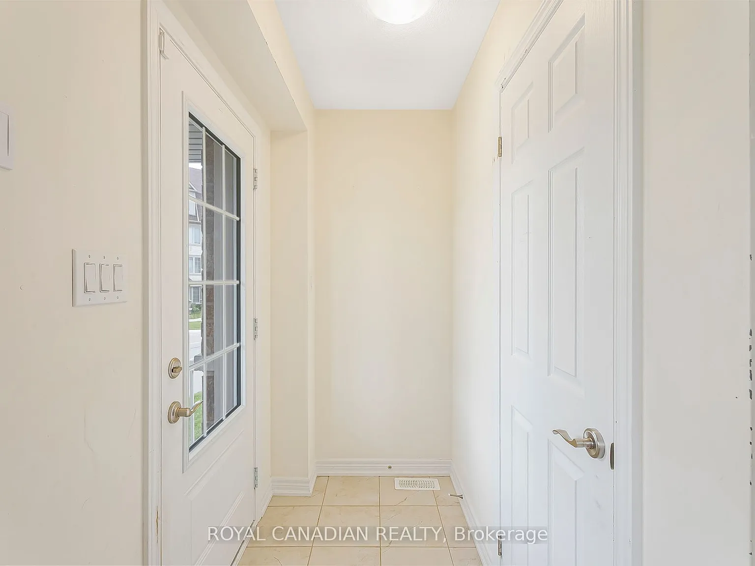 3 bed, $2,700 — Photo 4