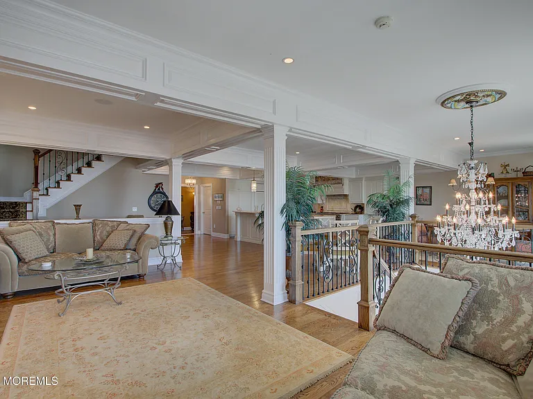 1007 Ocean Ave — Photo 17