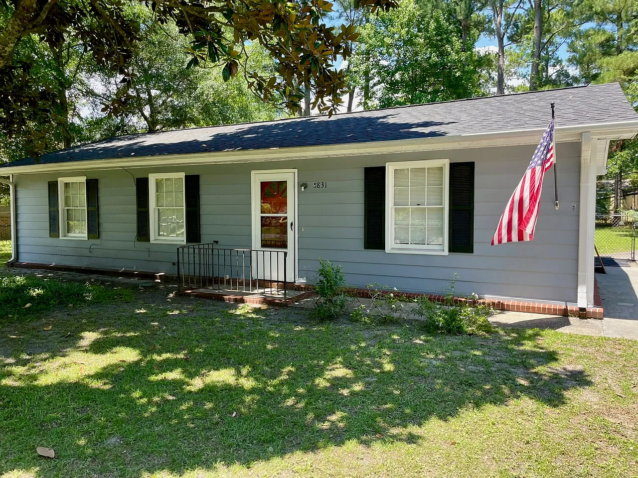 3 bed, 1056 sqft, $2,200 — Photo 1