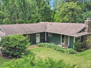 2830 Niles Buchanan Rd, Buchanan, MI 49107