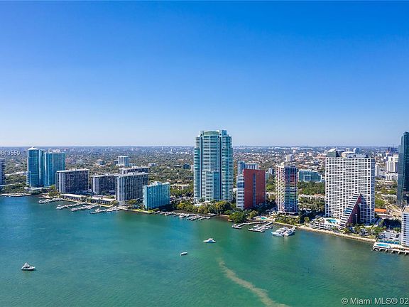 2nd image of 1643 Brickell Ave APT 3404