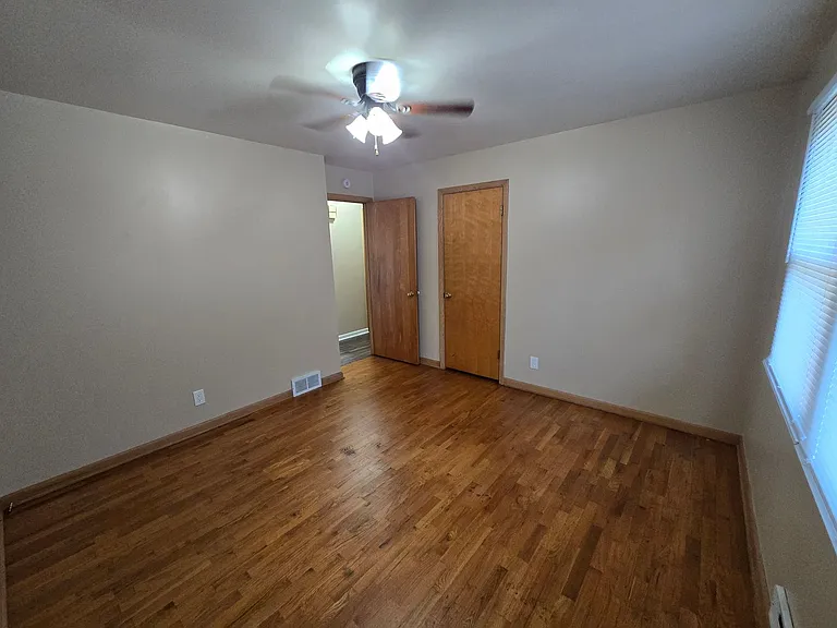 322 Webster St — Photo 29