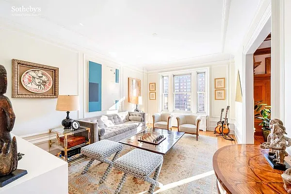 Sold by Sotheby's International Realty | media 1