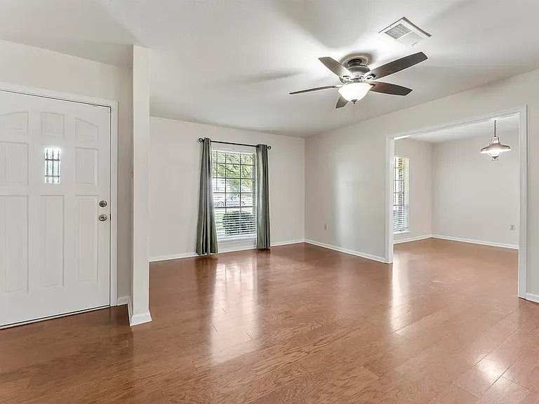 12115 Elva Dr — Photo 7