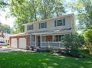 78 Huntington Woods Pkwy, Bay Village, OH 44140