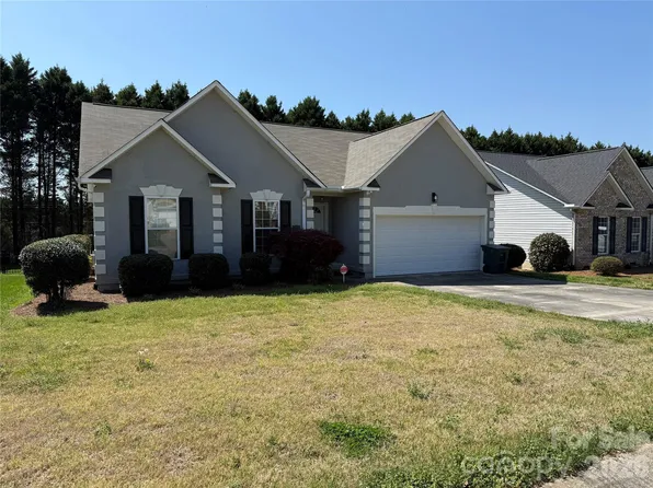 1206 Overhill Rd, Salisbury, NC 28144