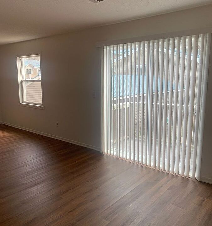 1st image of 1426 Case Ave E #2