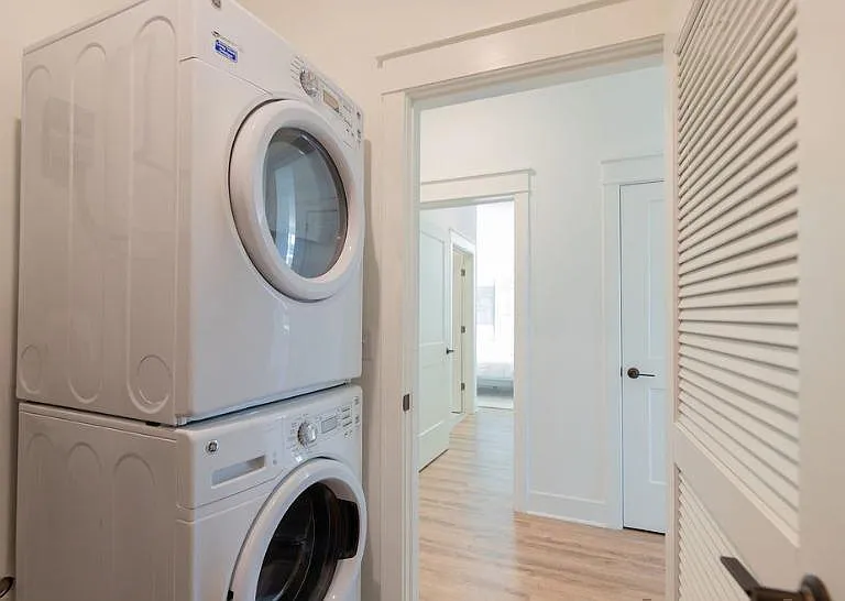 606 Frank E Rodgers Blvd S #5-01 — Photo 5