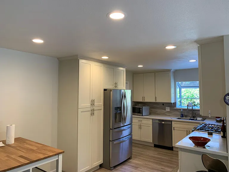 934 Camellia Way — Photo 3