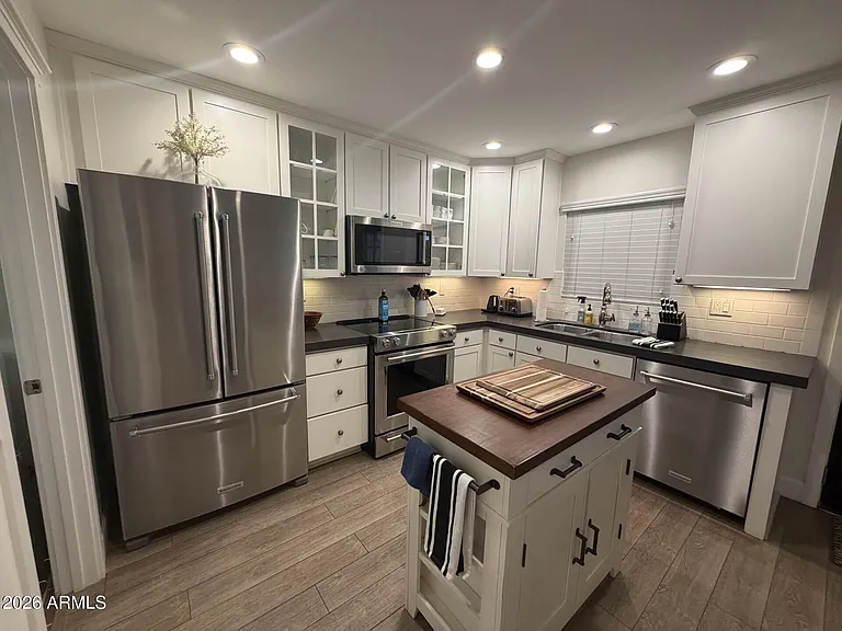 4061 E Campbell Ave — Photo 6