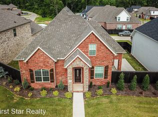 579 N Salem Rd, Fayetteville, AR 72704
