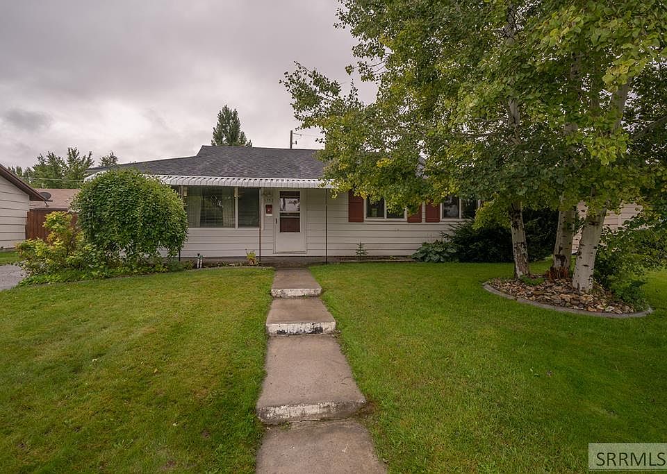 1st image of 1352 12th St