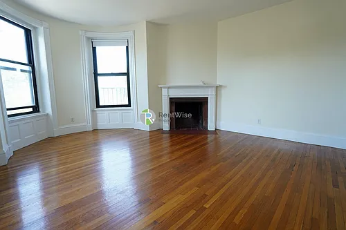 504 Beacon St #36 Photo 1