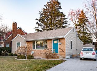 2235 Oakdale St, Highland, IN 46322