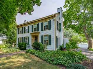 612 S Main St, Sycamore, IL 60178