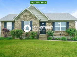210 Dogwood Run, Shepherdsville, KY 40165