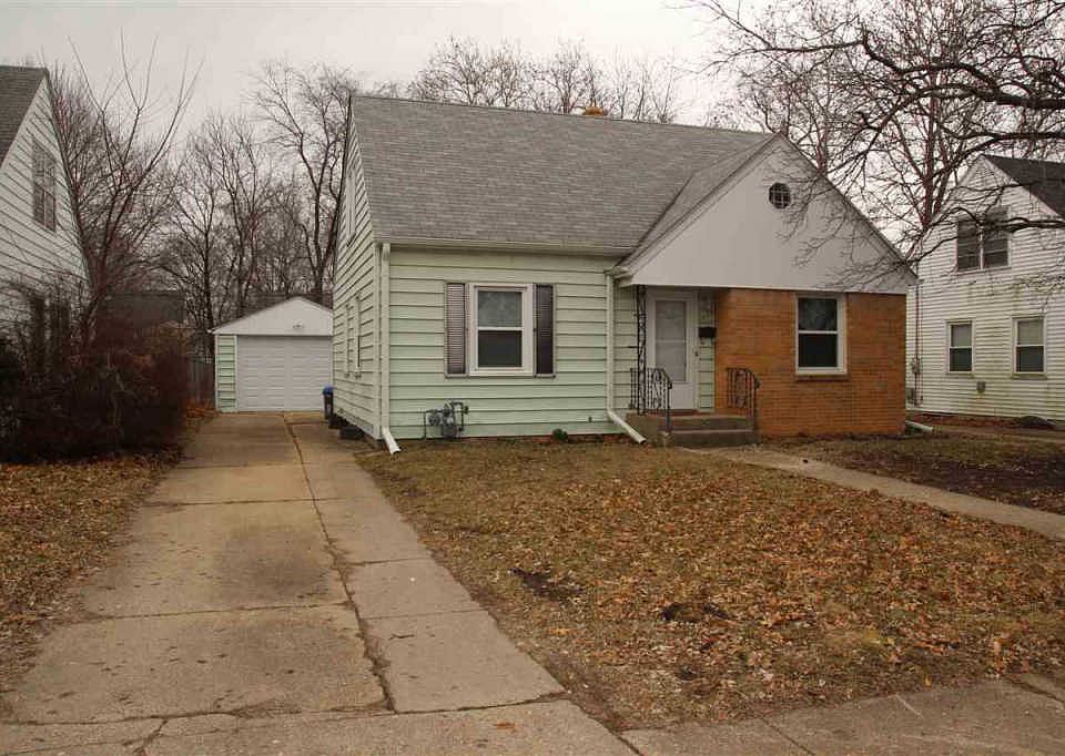 1st image of 2527 Prial Ave