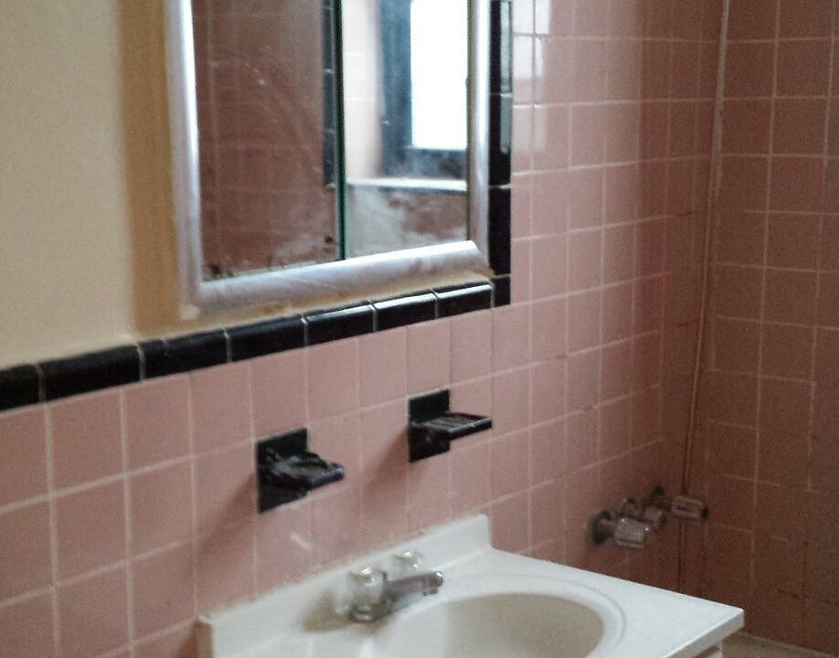 1st image of 480 E 21st St APT D5