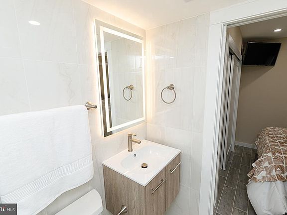 5th image of 336 Oakdale Pl NW