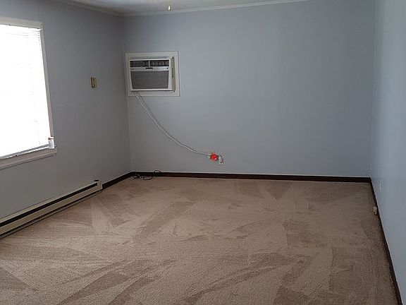 3rd image of 321 Volena Pl