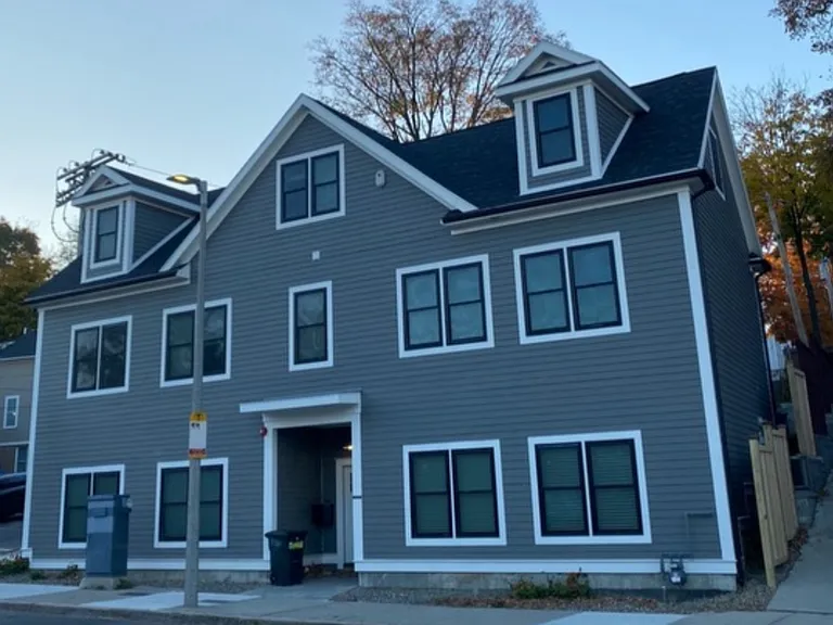 1 Cedar St #1 — Photo 1