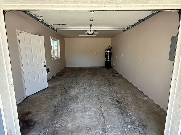 1104 Kane St — Photo 11
