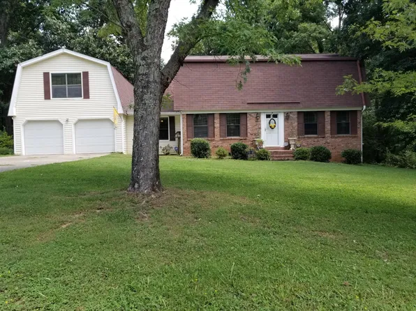 6619 Schooner Bay Ln, Hixson, TN 37343