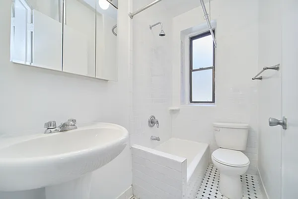 Rented by Living New York | media 6