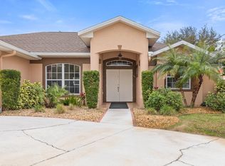 11 Firethorn Ln, Palm Coast, FL 32137