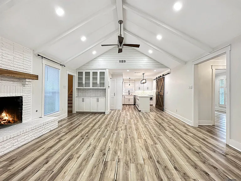 7323 Sheffield Ct — Photo 5