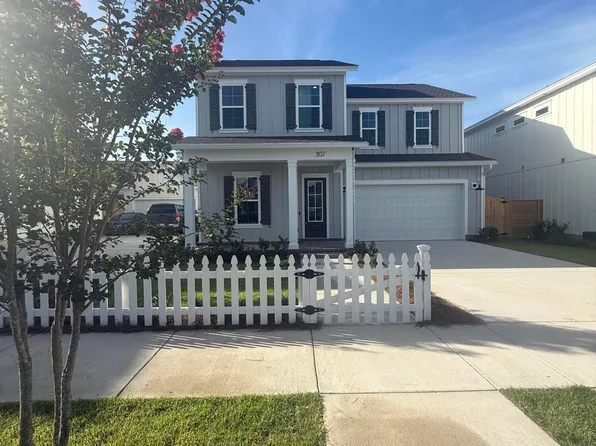 307 Gazelle Ct, Niceville, FL 32578