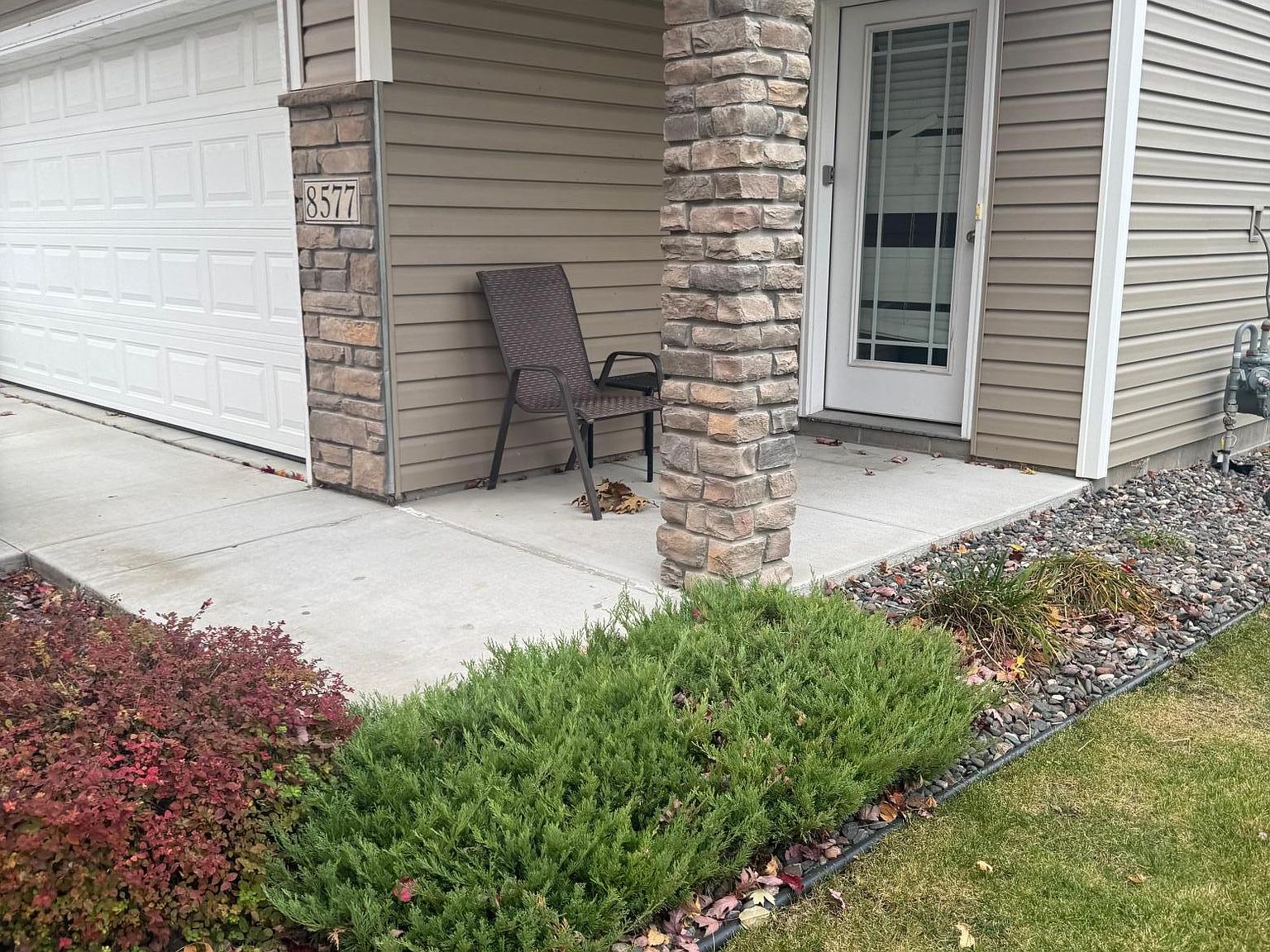 8577 Gateway Cir, Monticello, MN 55362 | Zillow