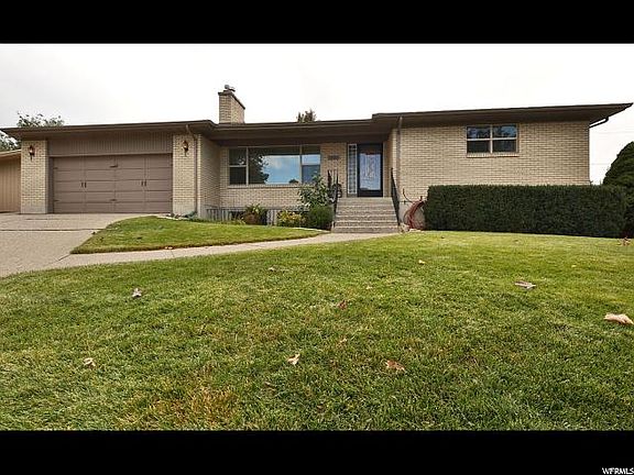 2nd image of 1934 E Denise Dr