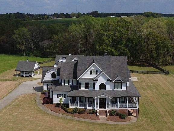 4th image of 3386 Chandler Rd