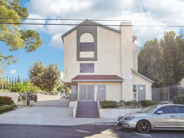 10210 Mountair Ave., Tujunga