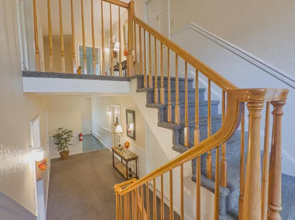 4622 Grandin Rd SW #10, Roanoke, VA 24018