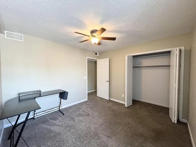 710 E 200 S #2E — Photo 17