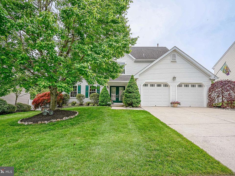 1st image of 14 Filly Way